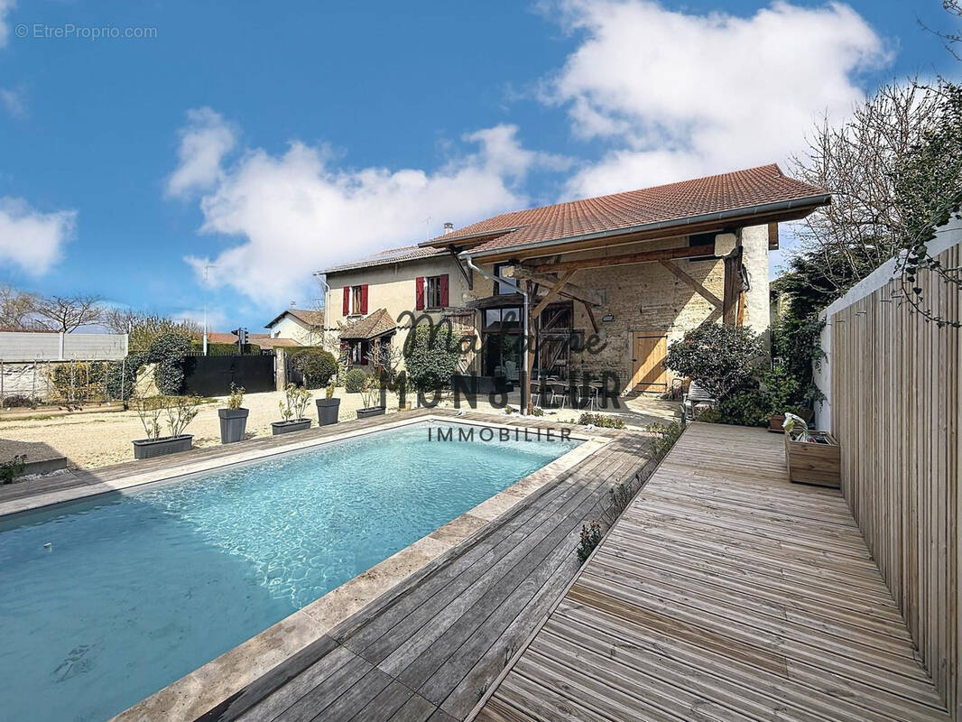 Maison à CHATEAUVILAIN