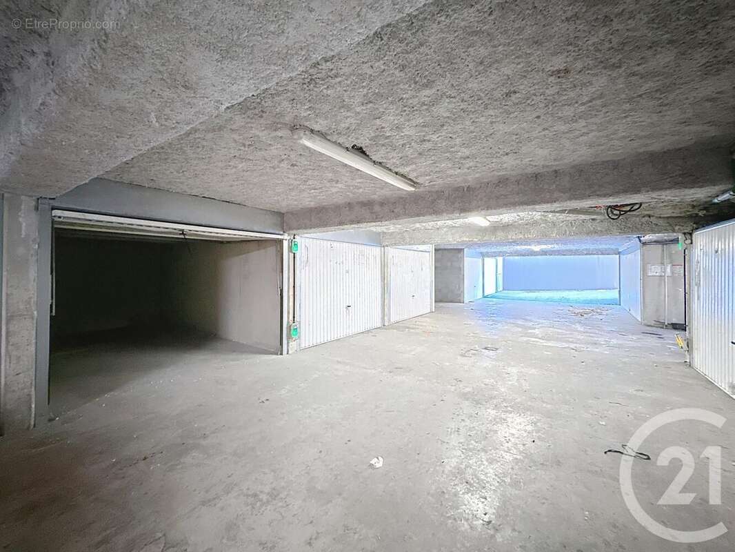 Photo 3 - Parking à MONTPELLIER