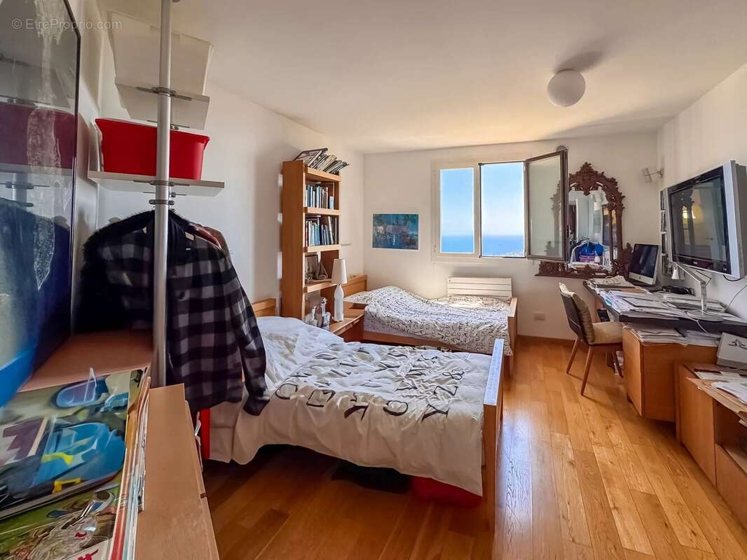 Appartement à VILLEFRANCHE-SUR-MER