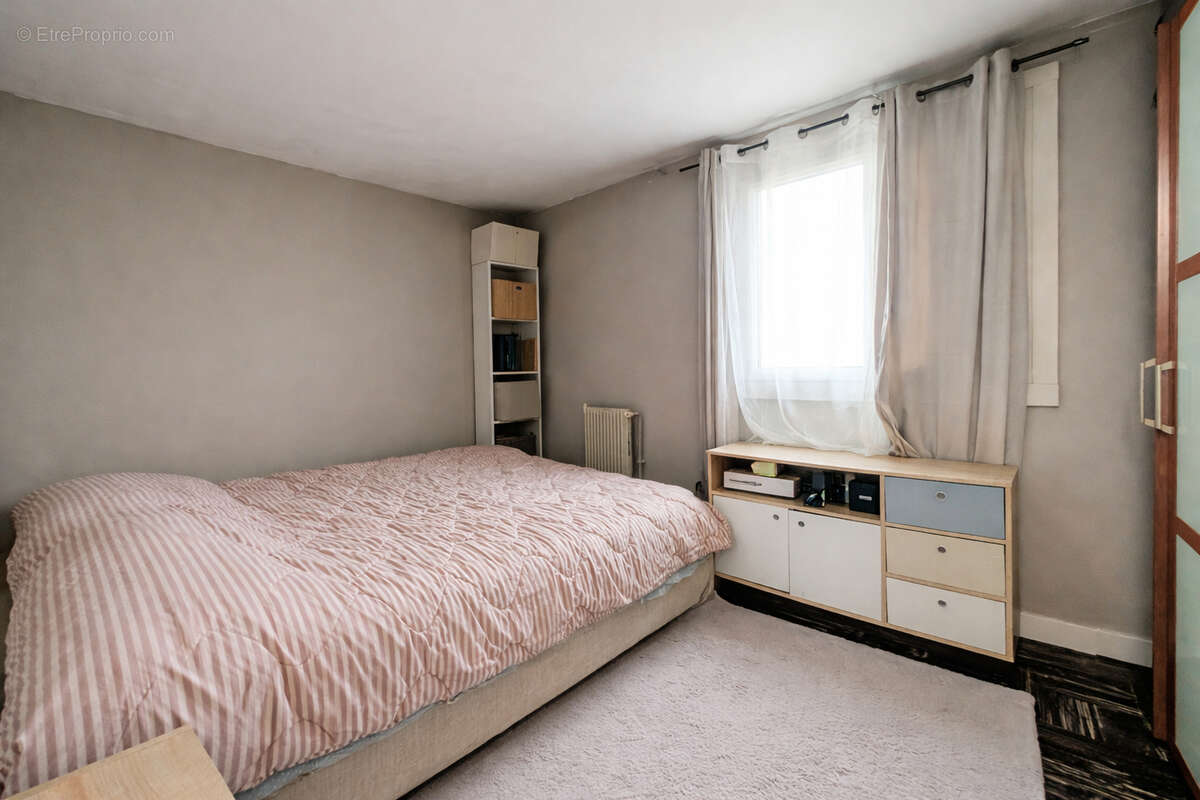 Appartement à ROSNY-SOUS-BOIS