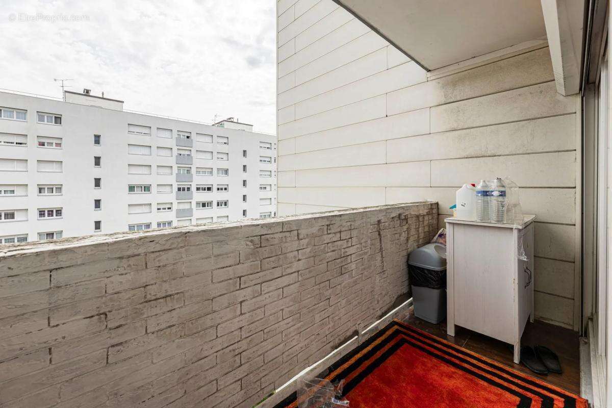 Appartement à AUBERVILLIERS