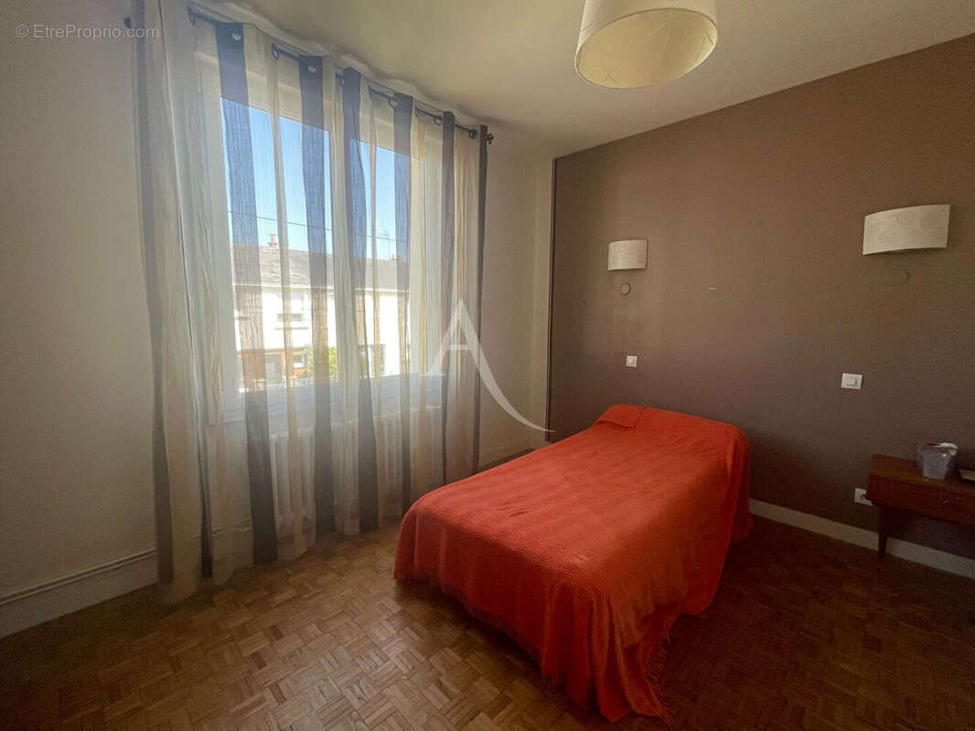 Maison à MURS-ERIGNE