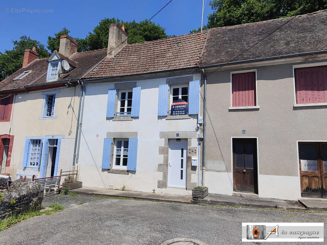 Maison à CHAMBON-SUR-VOUEIZE