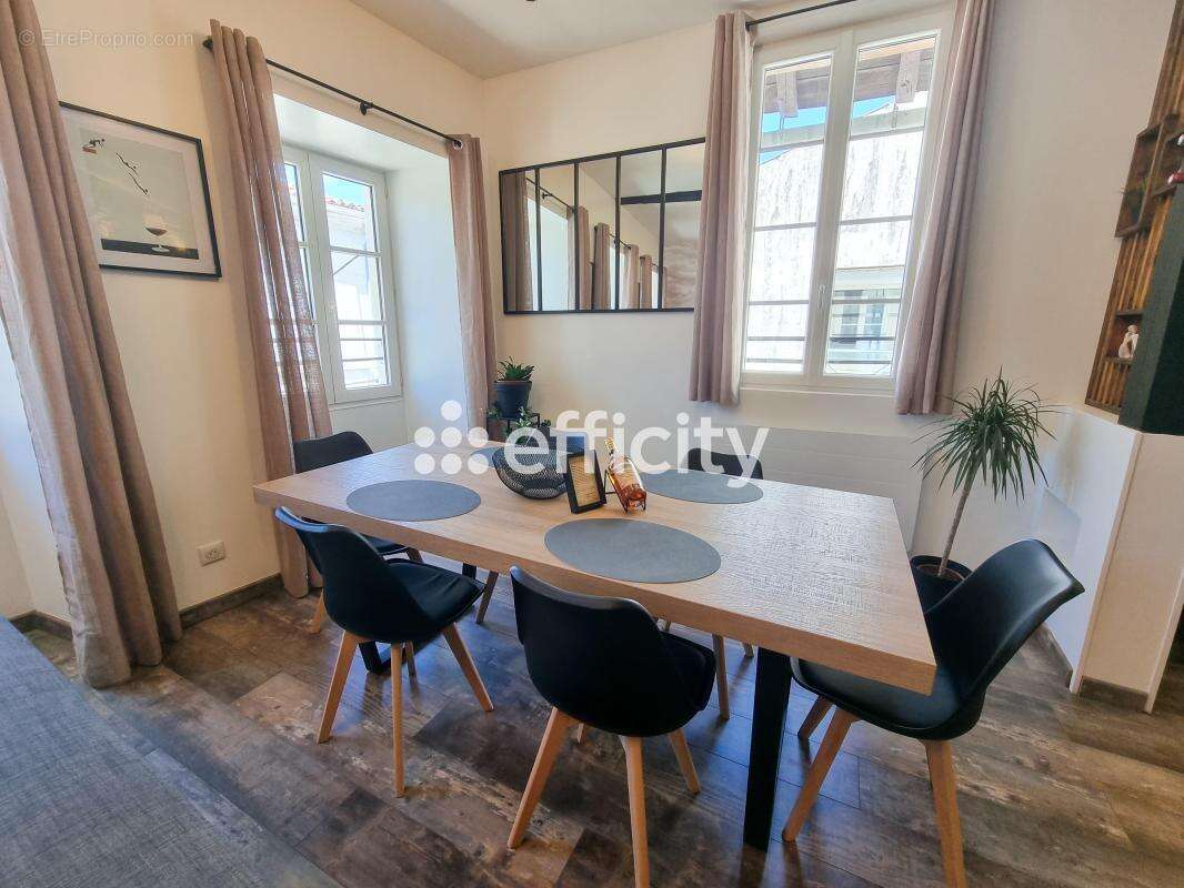 Appartement à SAINTES