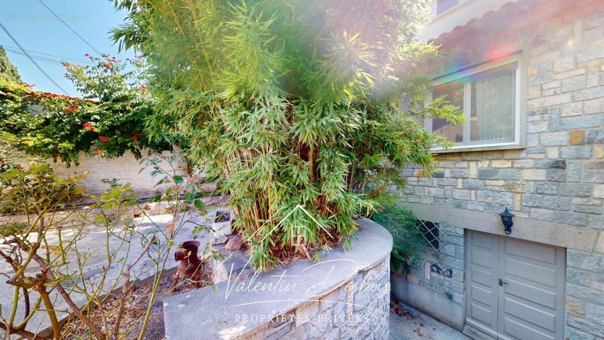 Carcassonne - maison vue citee - 3ch - appartement t2 - jardin - photo 18