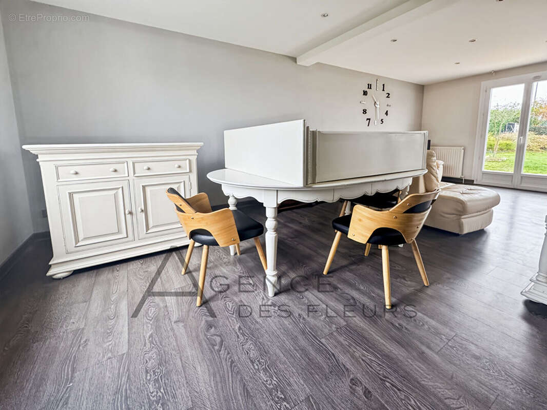 Maison à TOURVILLE-LA-RIVIERE