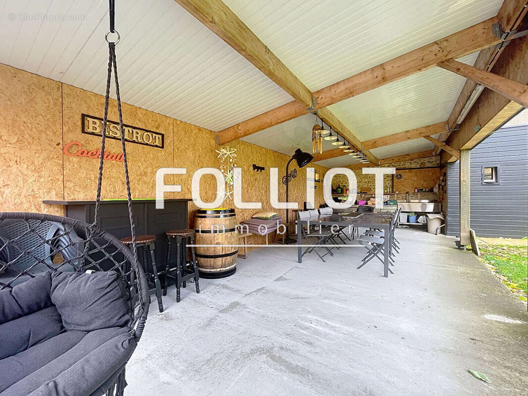 Maison à LAIZE-LA-VILLE