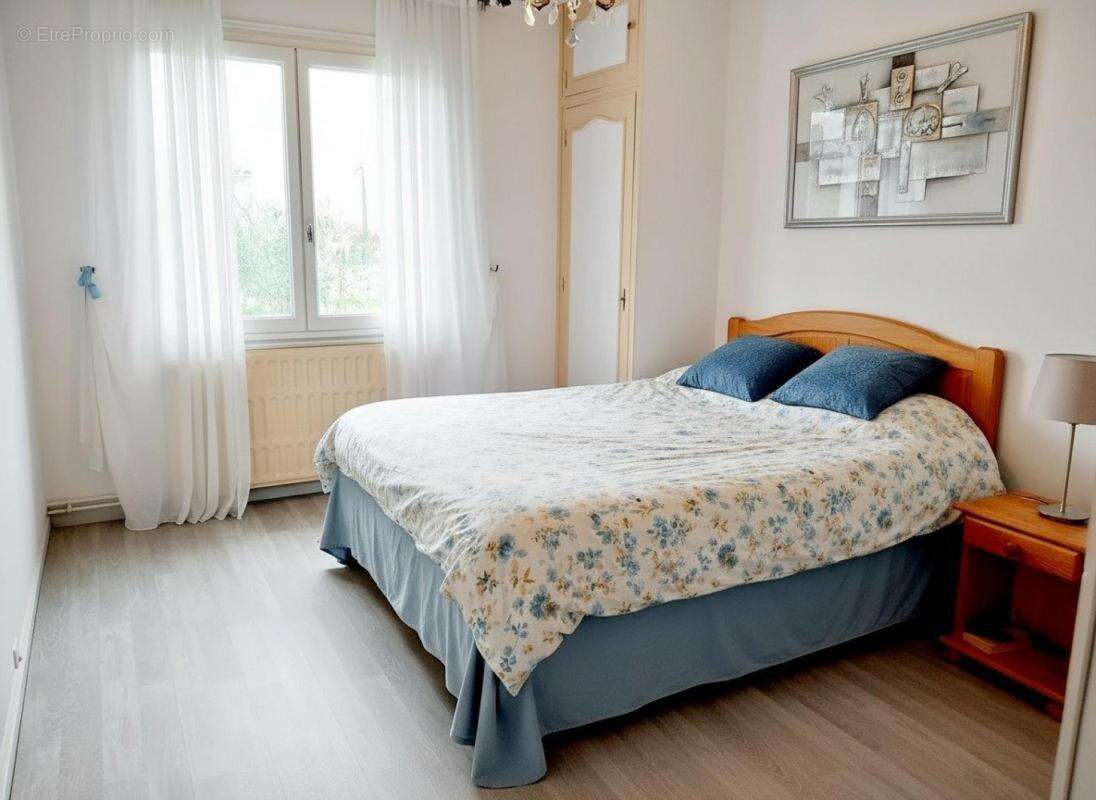 Maison à JONZAC