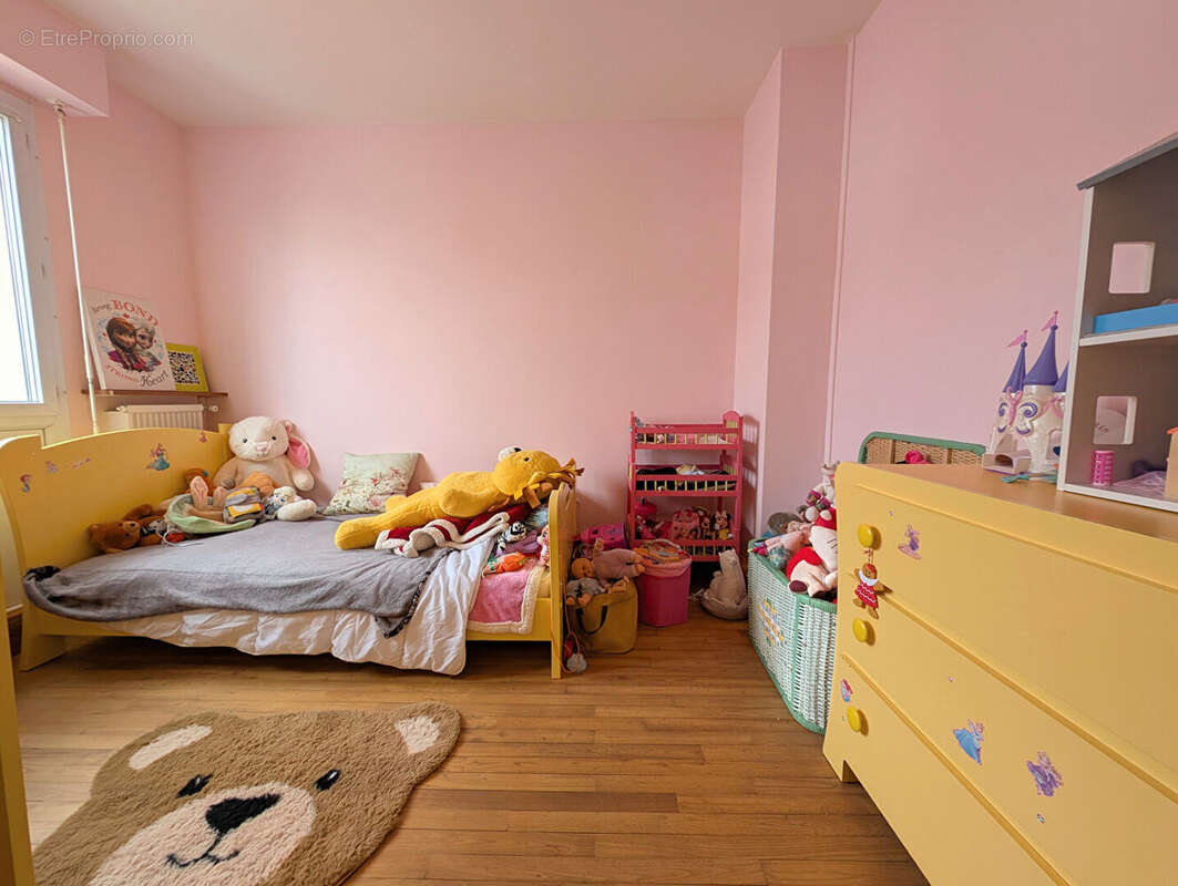 Maison à LES PONTS-DE-CE