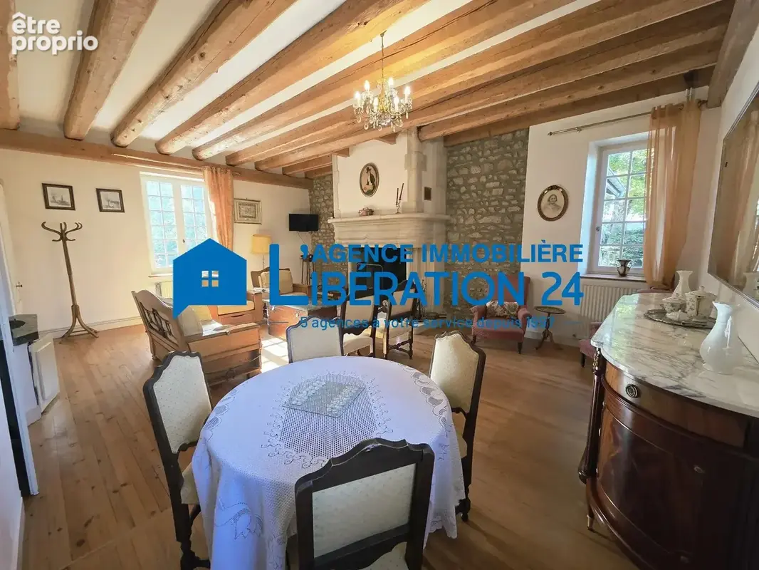 MAISON EN PIERRE 183m² + dépendances sur 7600m² - photo 4