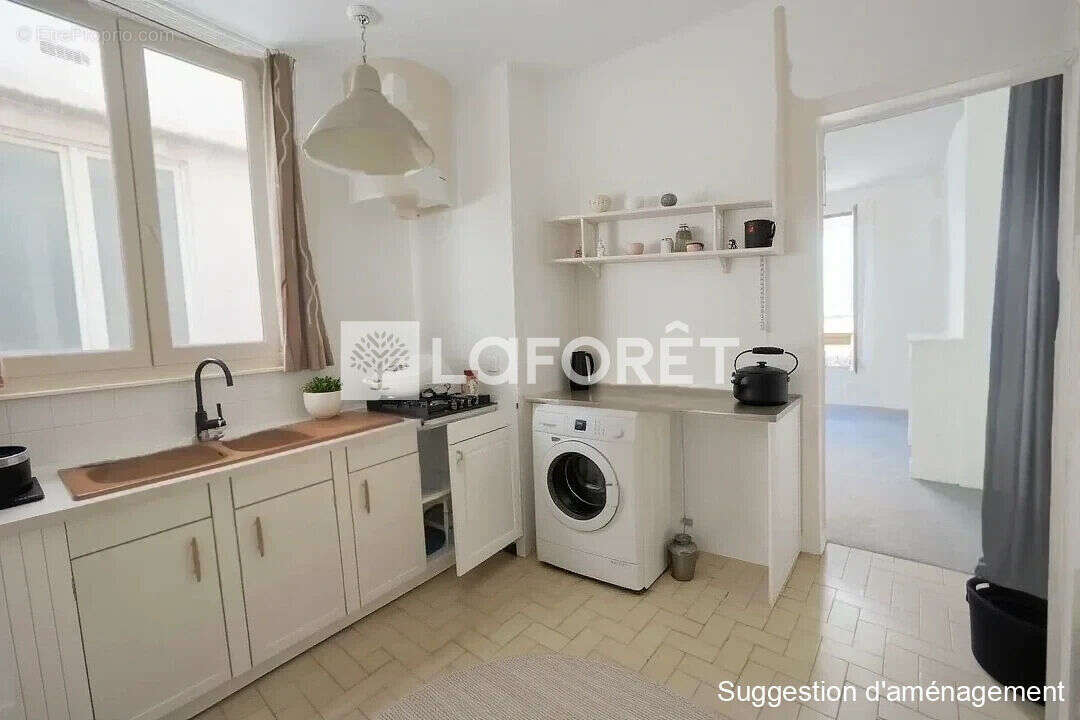 Appartement à PARIS-11E