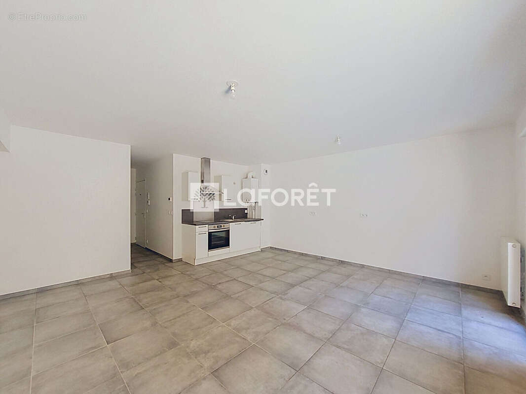 Appartement Caluire Et Cuire 4 pièce(s) 80 m2 - photo 3