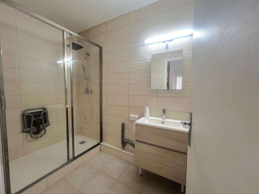 Appartement à LE CANNET
