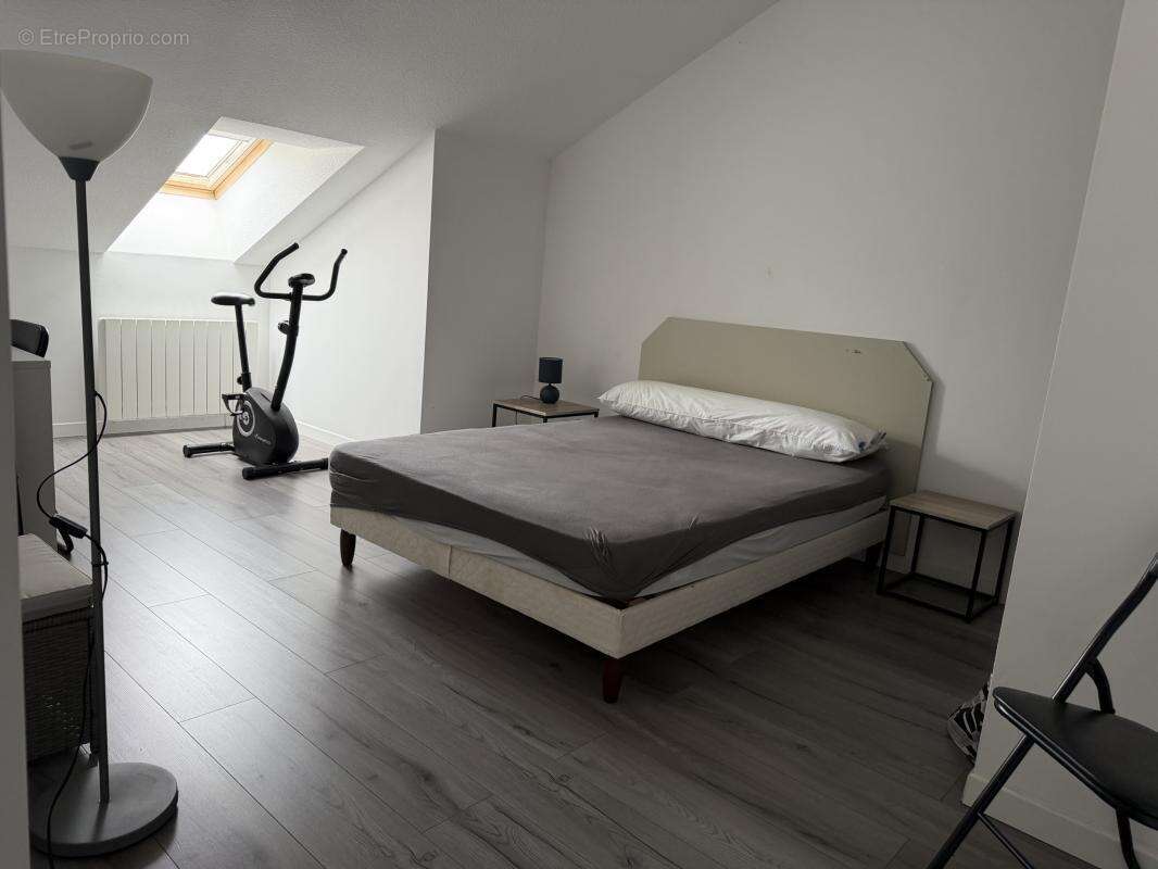 Appartement à GENESTON