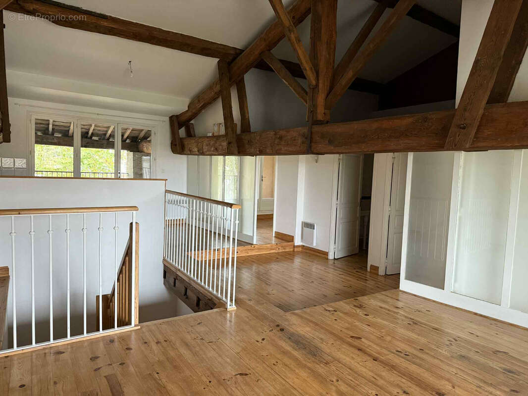 Appartement à CARCASSONNE