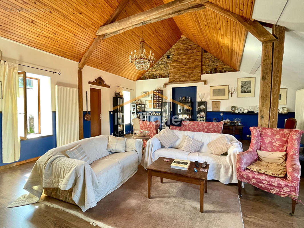 Maison à POUANCE