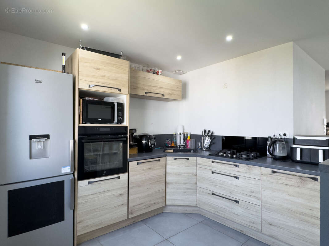 Maison à GUILHERAND-GRANGES