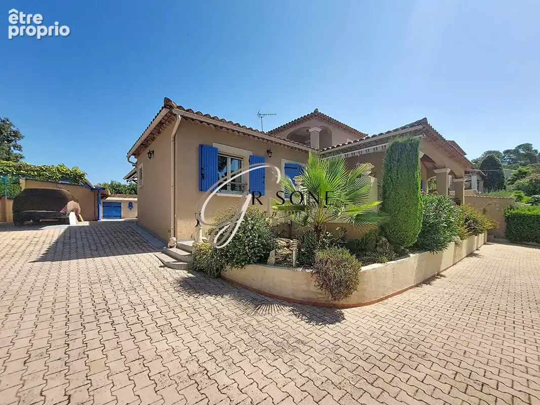 Maison à SIX-FOURS-LES-PLAGES