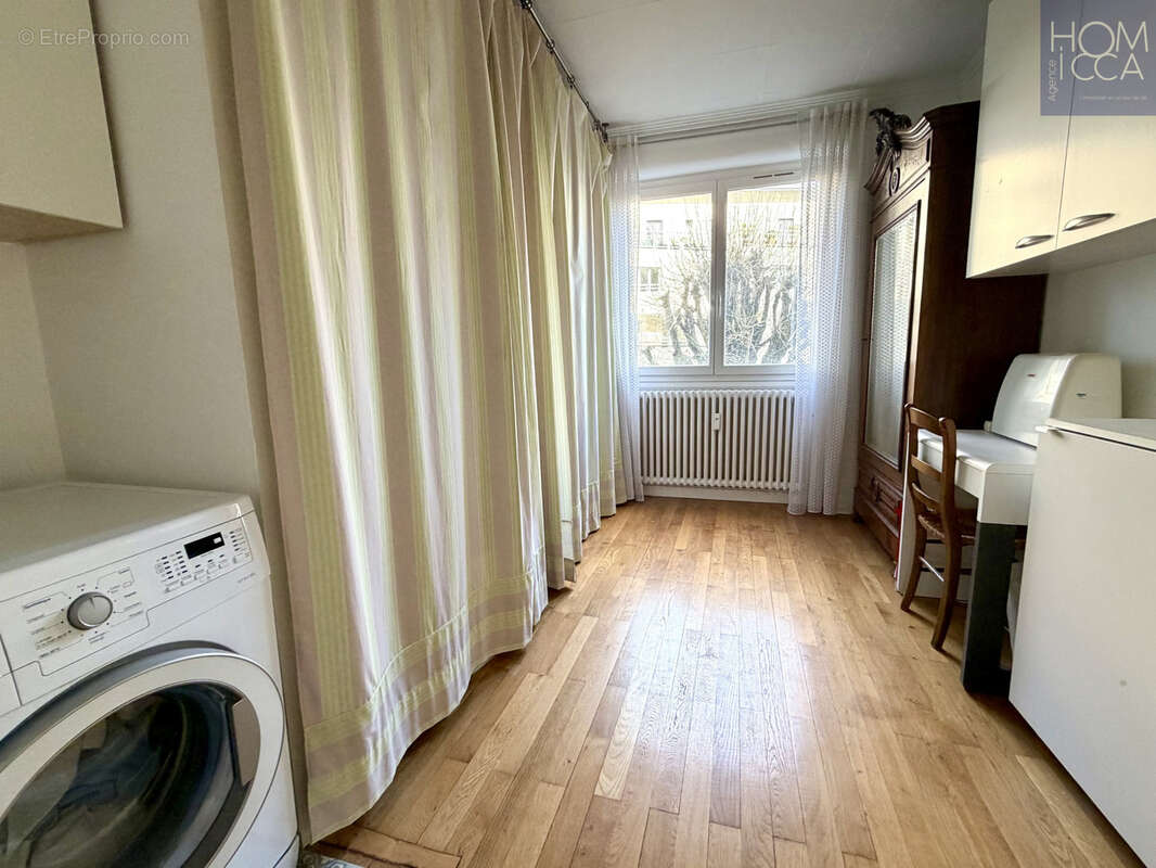 Appartement à TASSIN-LA-DEMI-LUNE