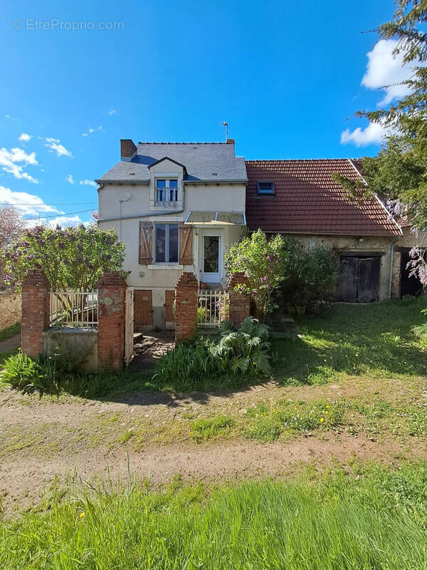 Maison à LE MENOUX