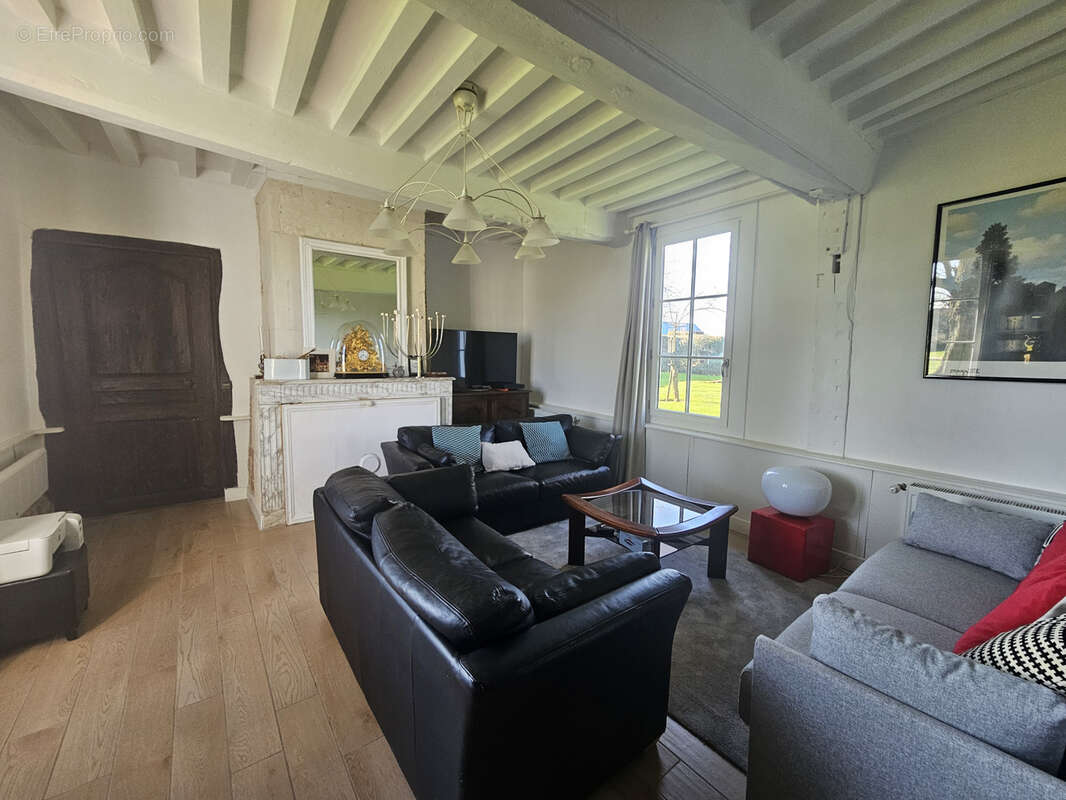Maison à BERNAY