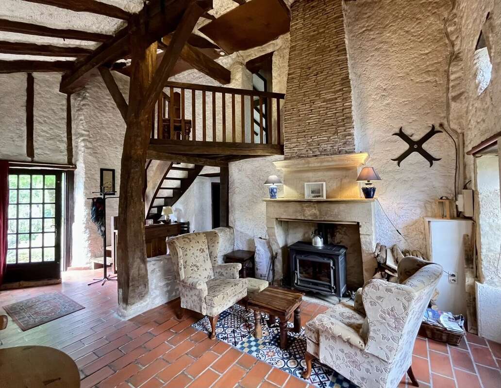 Maison de village en pierre - photo 3