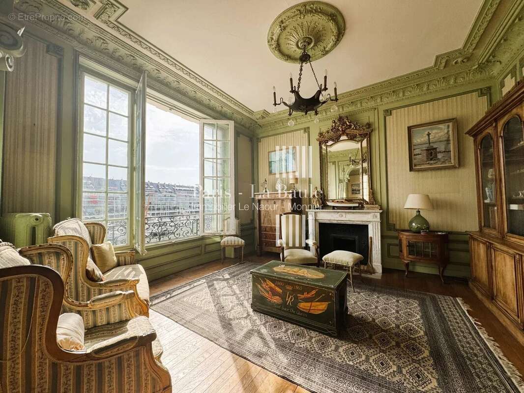 Maison à LE POULIGUEN