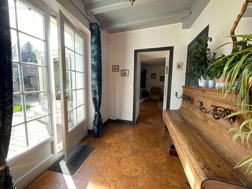 Maison à CROUY-SUR-OURCQ