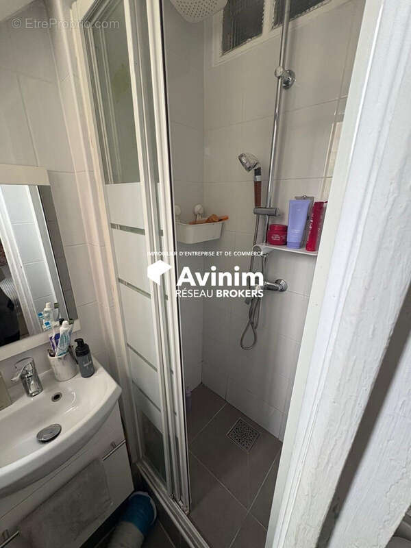 Appartement à AUBERVILLIERS