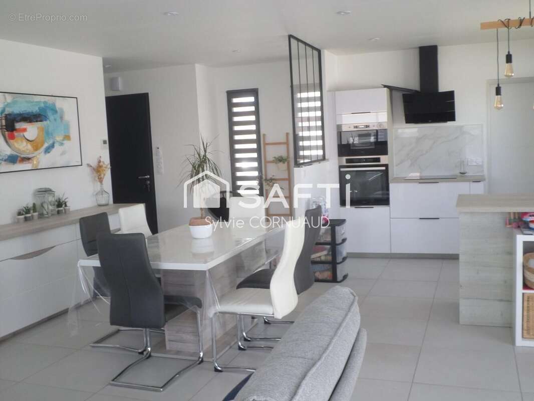 Photo 3 - Maison à MEDIS