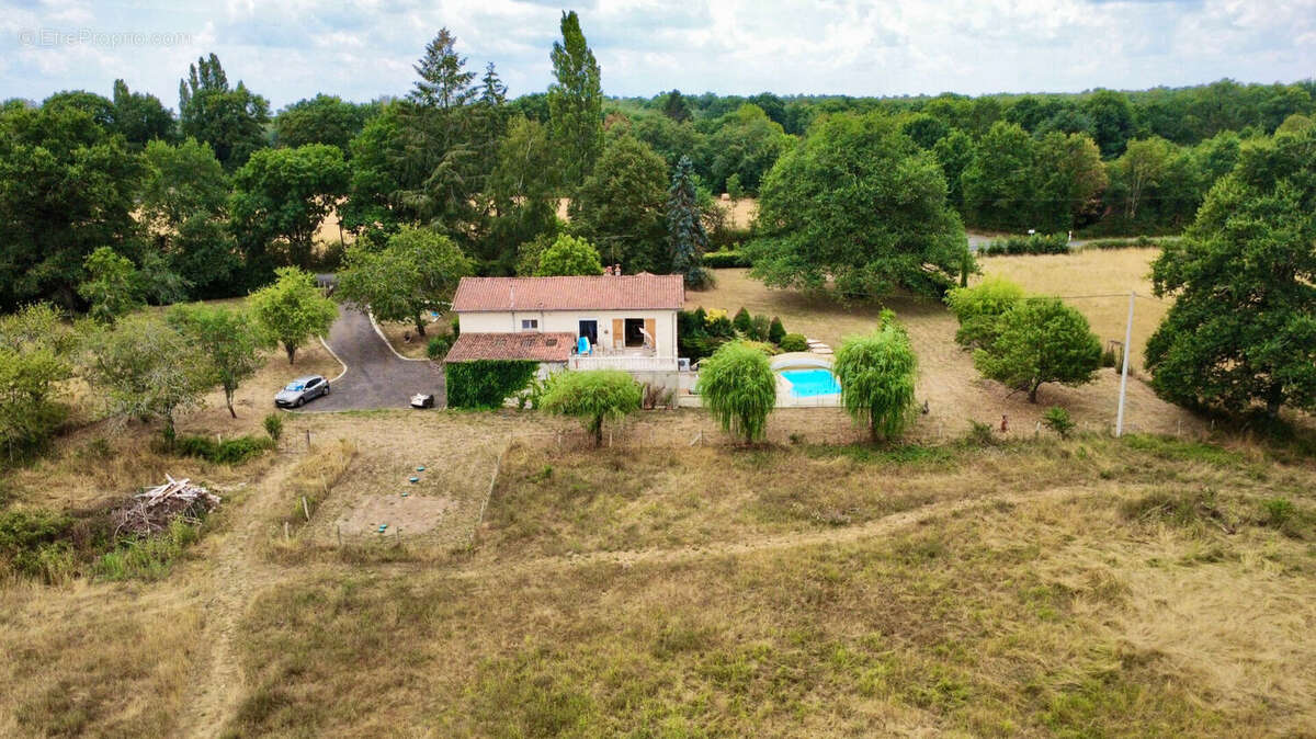 Maison Oradour Fanais - photo 7