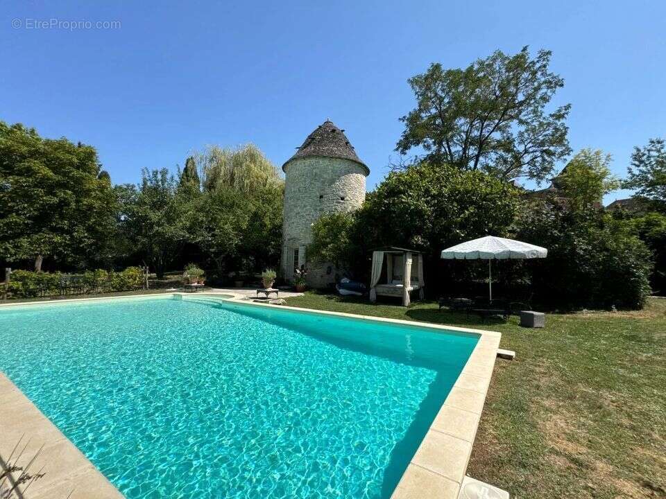 Maison à THEDIRAC