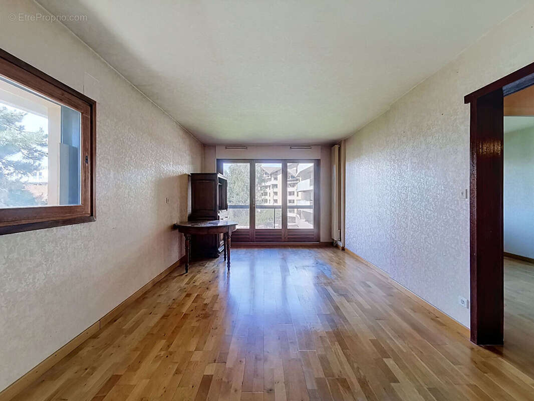 THONON - Appartement T3 - 68.57m² - photo 3