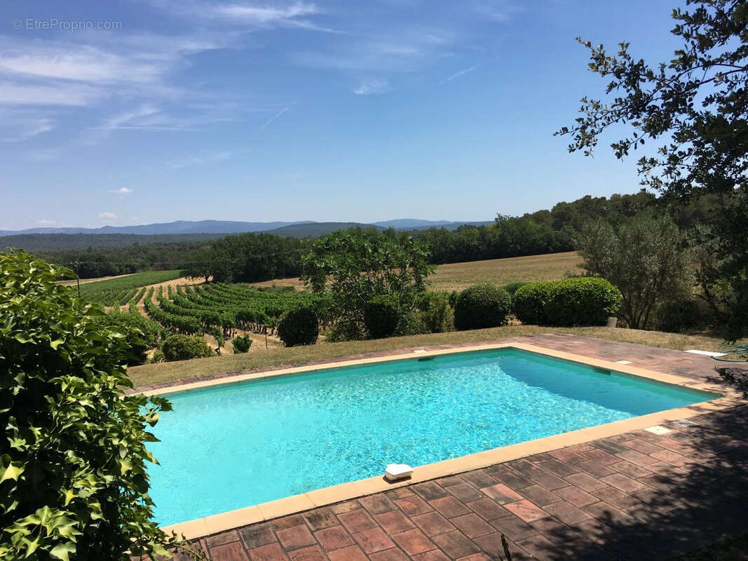 Maison à FOX-AMPHOUX