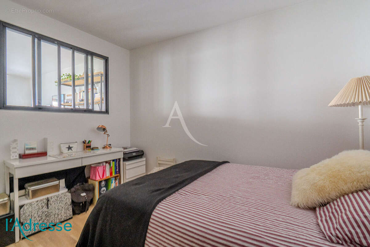 BORDEAUX BASTIDE - Appartement 3 pièces avec loggia et parking - photo 8