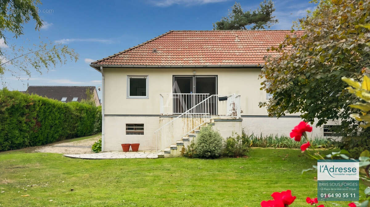 Maison à FONTENAY-LES-BRIIS