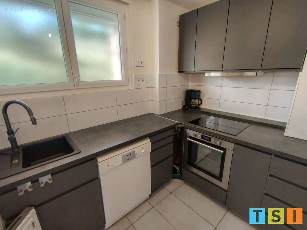 MONTREJEAU: appartement type T3 entièrement rénové. - photo 6