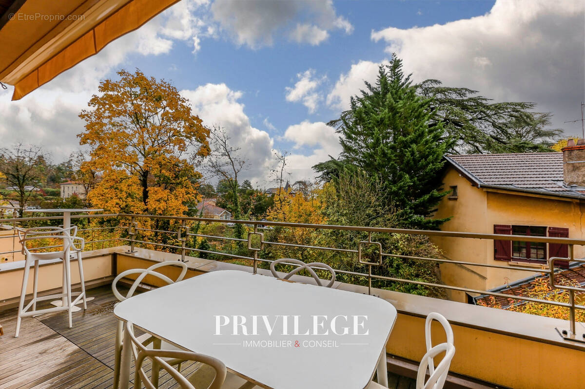 Appartement à SAINT-CYR-AU-MONT-D&#039;OR