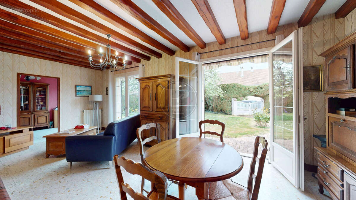 Maison à LA COUTURE-BOUSSEY