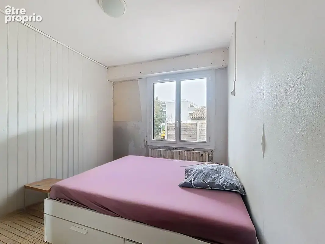 Maison à rénover offrant un beau potentiel d'aménagement - photo 6