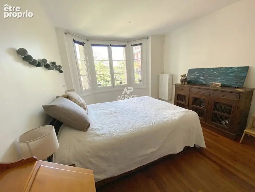 Appartement 2 pièces à vendre à Viroflay - Proche gare et écoles - photo 2