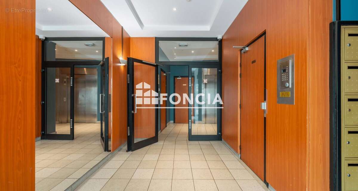 Appartement à PARIS-19E