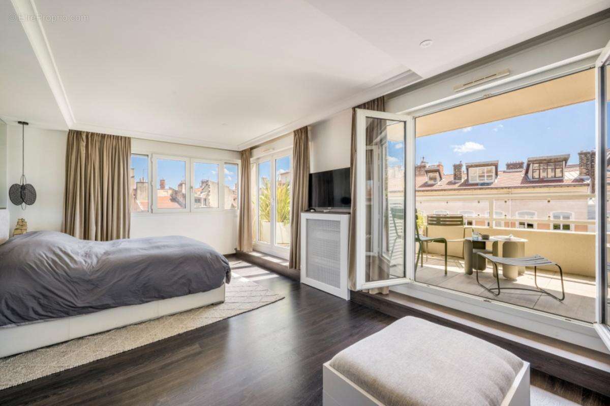 Appartement à LYON-1E