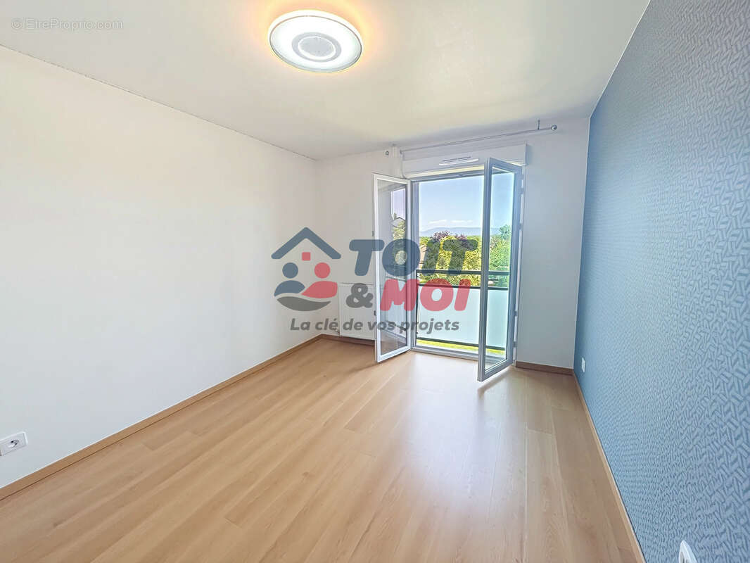 Appartement à SAINT-GENIS-POUILLY