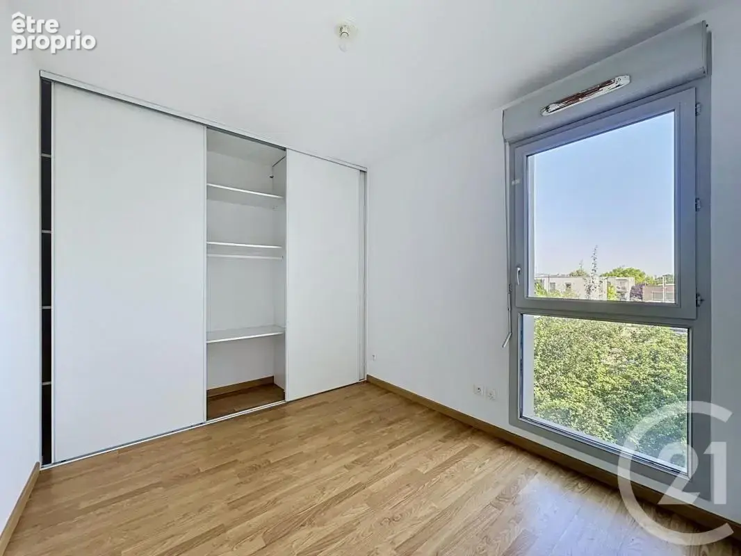 Appartement 4 pièces 74 m² à vendre à Feyzin (69320) - photo 7
