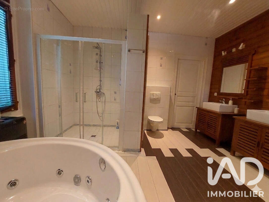 Maison 160 m² à Villecerf  - photo 9