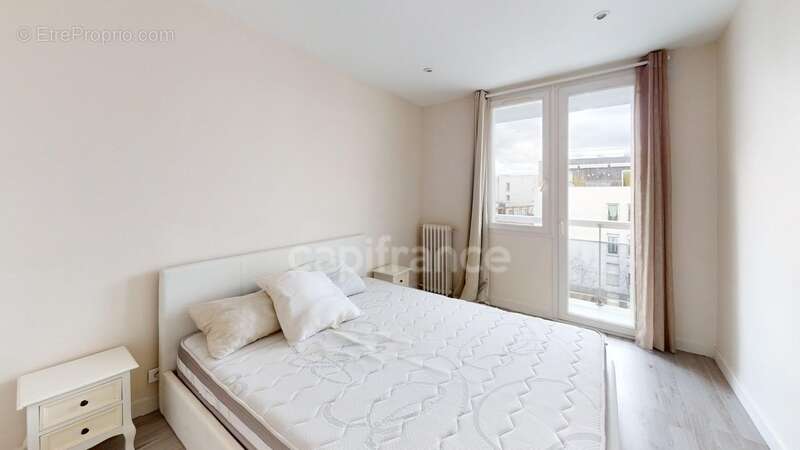 Appartement 4 pièces rénové - 3 chambres - 2 balcons - Gare RER D à pied - photo 5