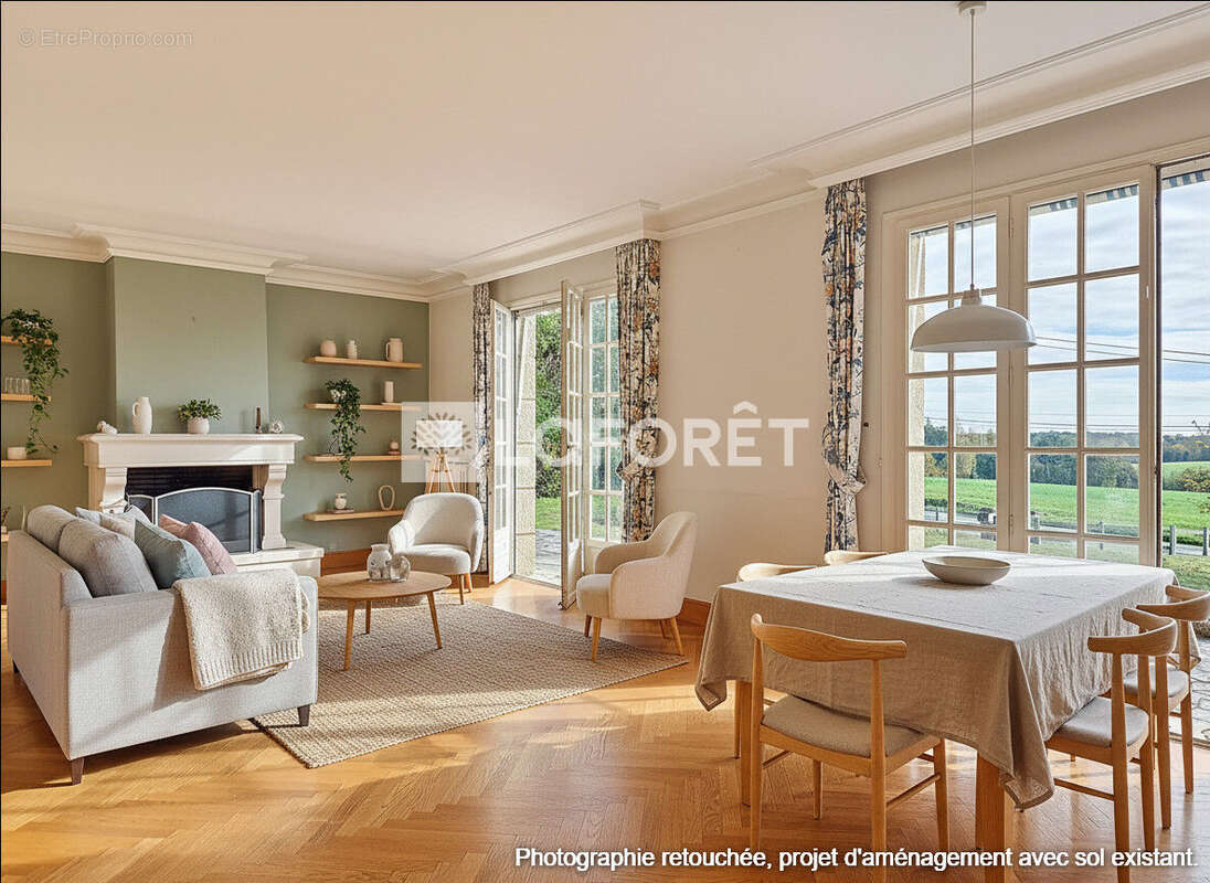 Maison à NOYAL-CHATILLON-SUR-SEICHE