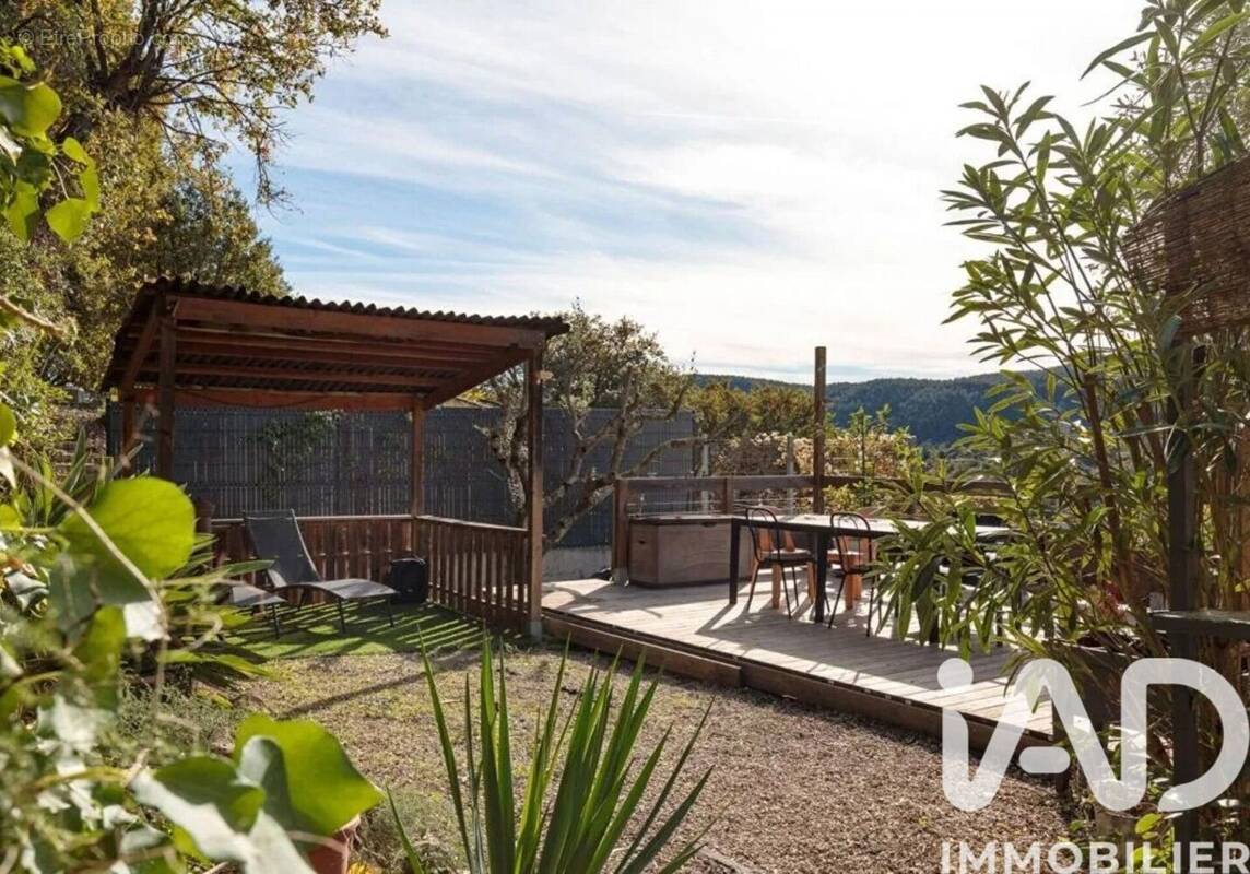 Photo 1 - Maison à BAGNOLS-EN-FORET