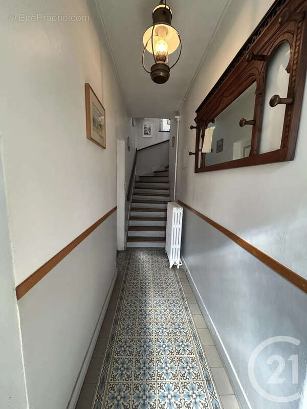 Maison à SAMOIS-SUR-SEINE